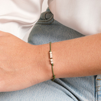 BRACCIALE DADINI INCISI IN ORO SU CORDINO