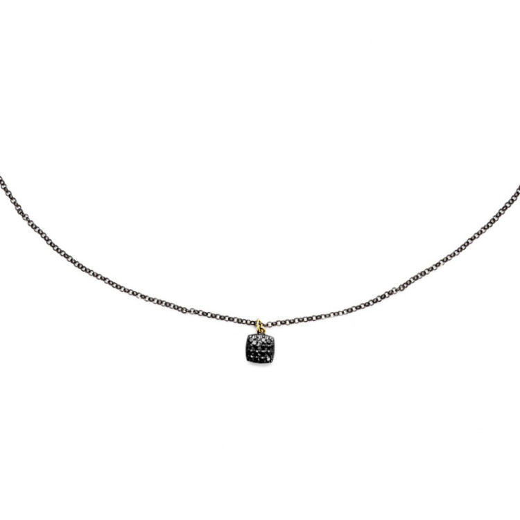 GIROCOLLO CON QUADRATO IN ORO E BRILLANTI
